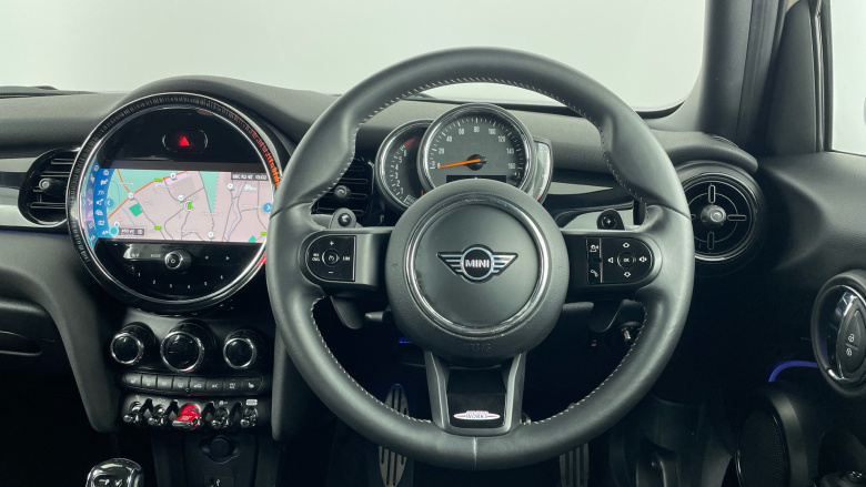 MINI Hatchback 2.0 Cooper S Sport 5dr Auto [Comfort/Nav Pack] Petrol Hatchback